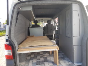 Bus4Fun News...und ein kleiner Rückblick der letzten Wochen 58 vw-t5-mittelhochdach-innenausbau-moebelzeile-bus4fun-b4f-handel-ug