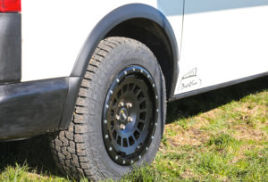 twin-monotube-at-felgen-8x17-vw-t5-t6