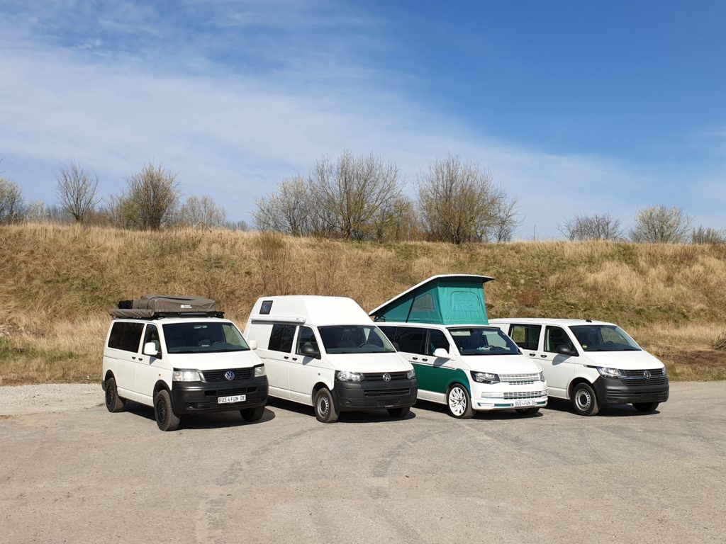 Bus4Fun Fuhrpark mit allen mögliche Dächern - Dachzelt, Mittelhochdach, Aufstelldach, Flachdach